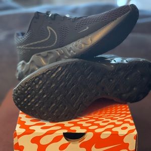 Brand new Nike Renew Ride 2